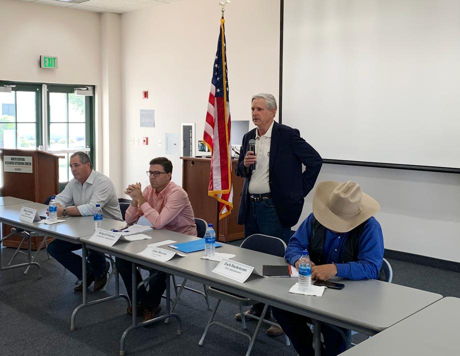 June 2021 – Senator Hoeven hosts RMA Acting Administrator Richard Flournoy and FSA Administrator Zach Ducheneaux in Minot to assess drought conditions and gather input from agriculture producers.