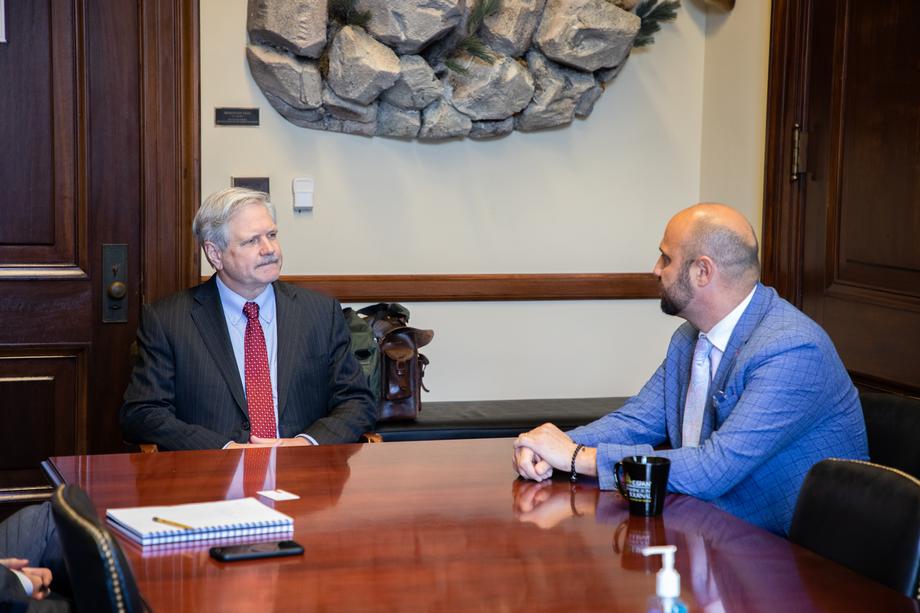 November 2021 – Senator Hoeven discusses creating the right tax and regulatory environment to spur job growth and economic growth across North Dakota with Commerce Commissioner James Leiman.