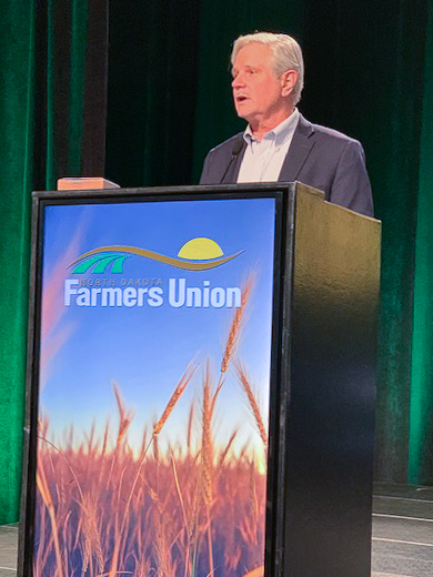 December 2021 - Senator Hoeven addresses the North Dakota Farmers Union annual convention.