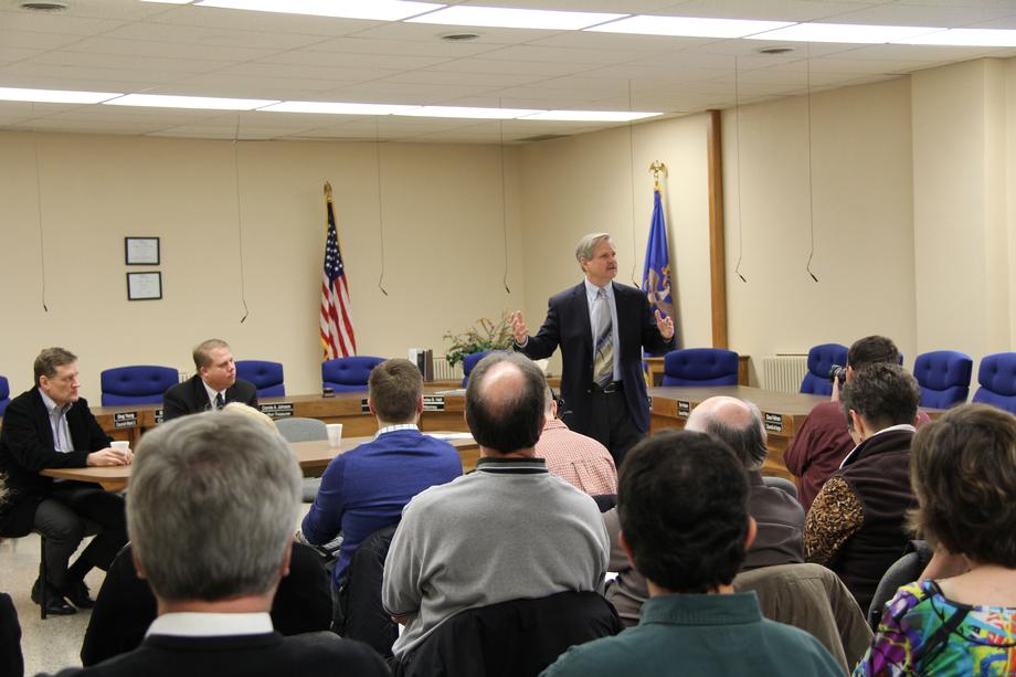 Grafton Community Meeting-December 2013- Senator Hoeven speaks at a meeting in Grafton, North Dakota about the importance of keeping flood insurance rates affordable. 