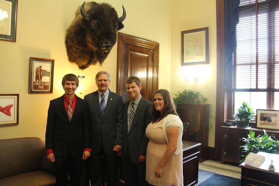 National Young Leader Conference-July 2013- Senator Hoeven meets with North Dakota students in Washington, DC as part of the National Young Leaders Conference.