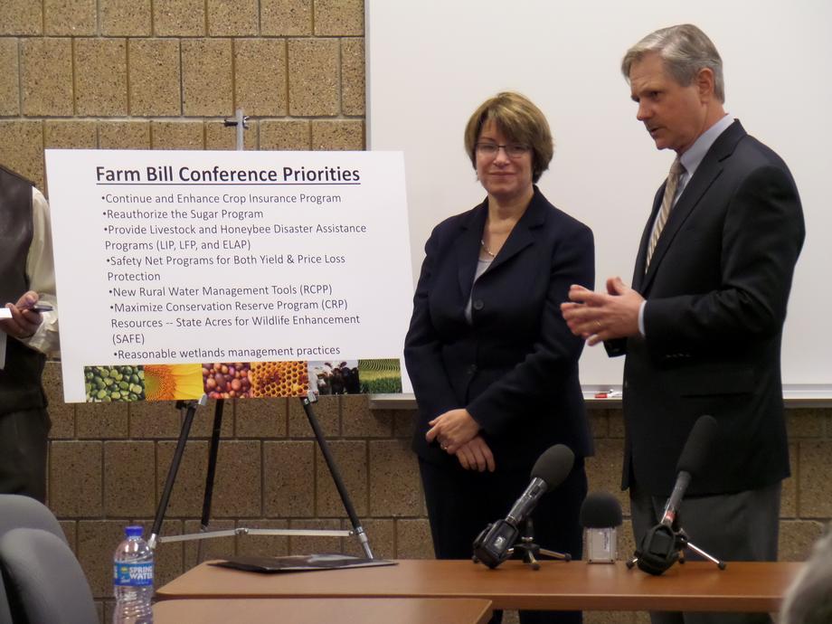 Farm Bill Roundtable-October 2013- Senators Hoeven and Amy Klobuchar host a farm bill roundtable at North Dakota State University’s Agriculture Experiment Station Research Greenhouse Complex to gather input from agriculture association leaders and discuss the priorities the senators will work on as members of the joint Senate-House committee