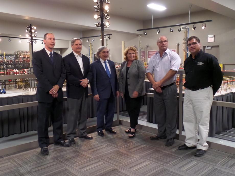 Quadrennial Energy Review in North Dakota-August 2014- Senator Hoeven, a member of the U.S. Senate Energy Committee, meets with U.S. Department of Energy (DOE) Secretary Ernest Moniz, Transportation Secretary Anthony Foxx and a group of federal officials and energy industry leaders at the QER meeting in Bismarck