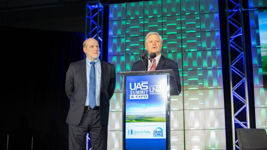 October 2021 – Senator Hoeven opened the 15th annual UAS Summit with George Rumford, the Director of DoD's Test Resource Management Center (TRMC).