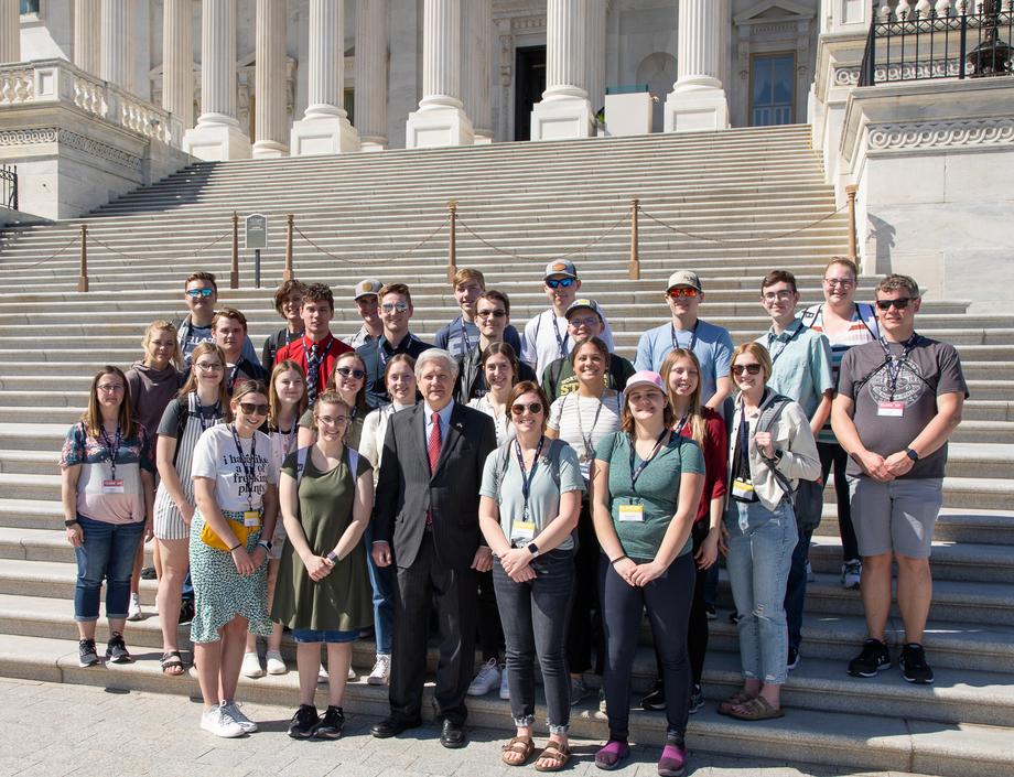 March 2022 - Senator Hoeven meets with ND high school students outside of the U.S. Capitol.