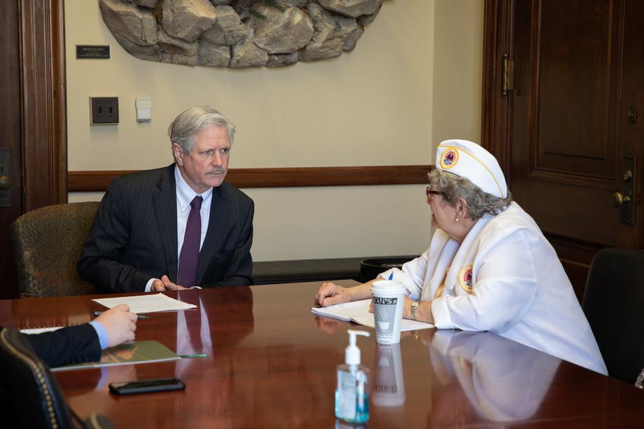 March 2022 - Senator Hoeven discusses efforts to increase veterans' access to long-term care with Alice Delzer, the National AMVETS Ladies Auxiliary Chaplain.