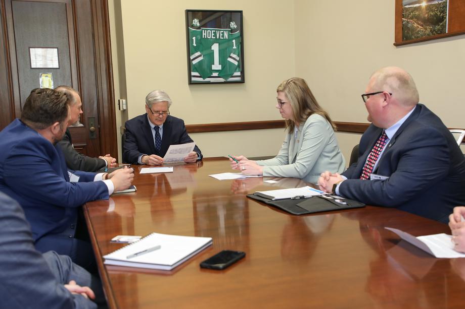 April 2022 – Senator Hoeven discusses the importance of insurance with Independent Insurance Agents of North Dakota.