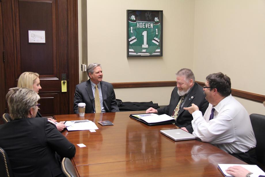 Cystic Fibrosis Foundation -February 2016 - Senator Hoeven meets with North Dakotans representing the Cystic Fibrosis Foundation 