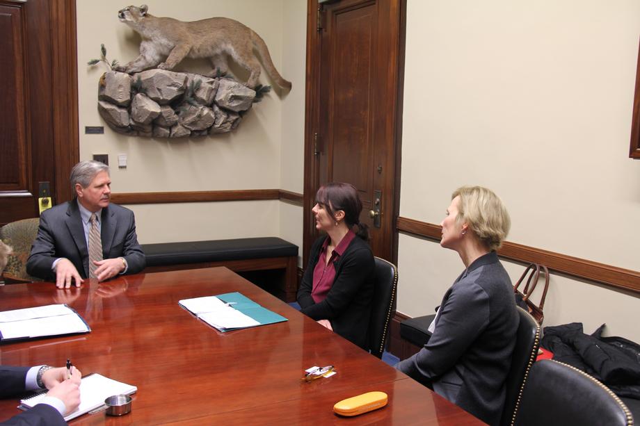 Bismarck Public Schools-February 2016 - Senator Hoeven meets with Joan and Linda from Bismarck Public Schools to discuss child nutrition