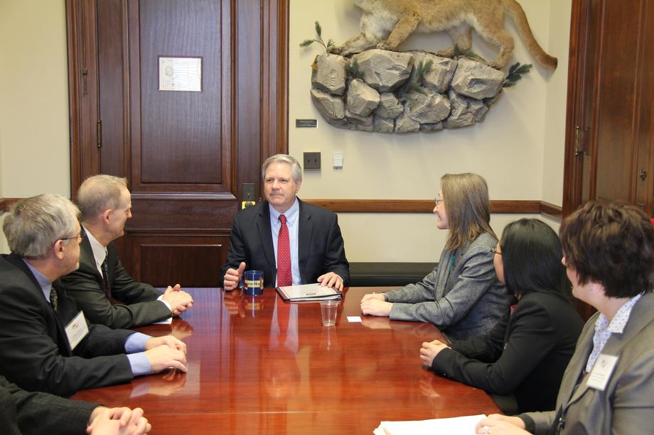 ND EPSCoR Leadership -March 2016 - Senator Hoeven meets with ND EPSCoR leaders from NDSU and UND to discuss how they can work together to stimulate competitive research 
