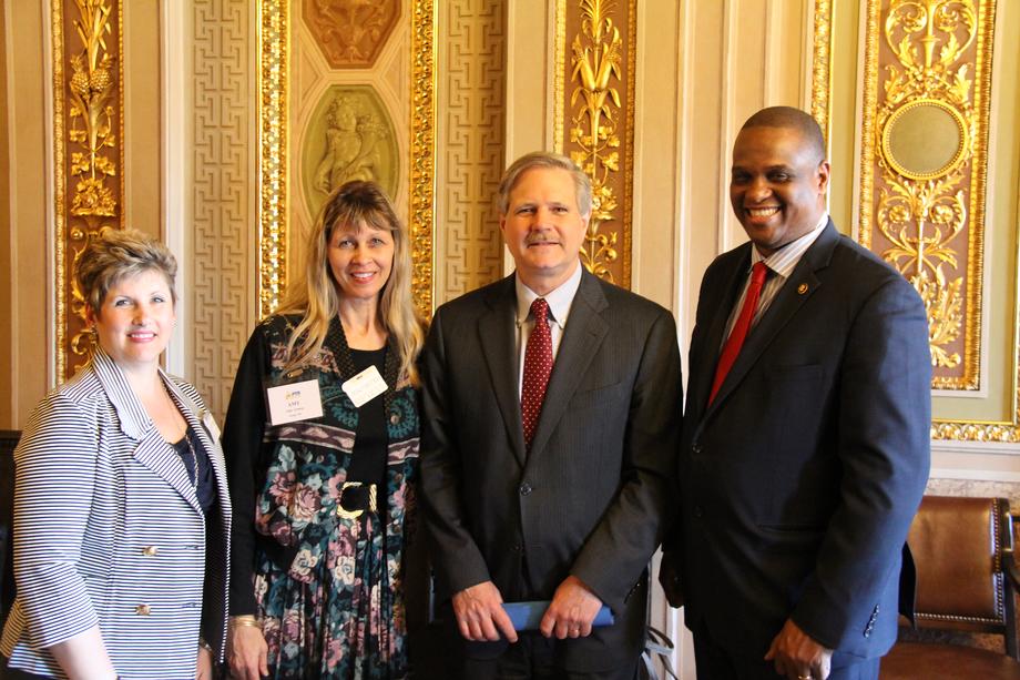 Parent Teacher Association -March 2015 - Senator Hoeven meets with the Parent Teacher Association in Washington 