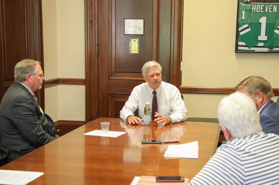 July 2022 - Senator Hoeven meets with members of ND Soybean Growers Association to discuss priorities for the next farm bill.