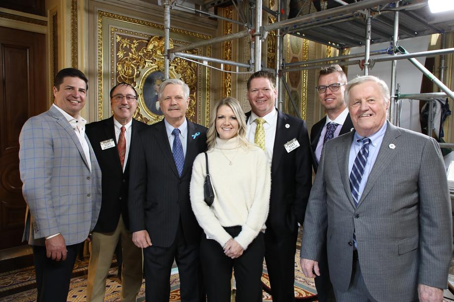 March 2023 – Senator Hoeven meets with members of the Midwest Council on Ag.
