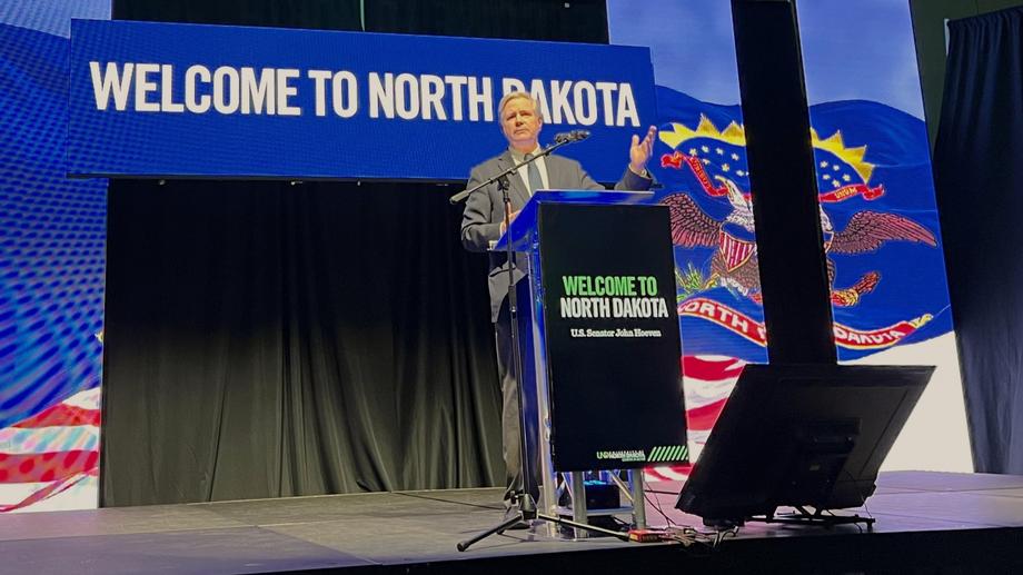 March 2023 – Senator Hoeven kicks off the University of North Dakota’s SOaRS event addressing how the stratosphere offers even more opportunities to enhance that security.