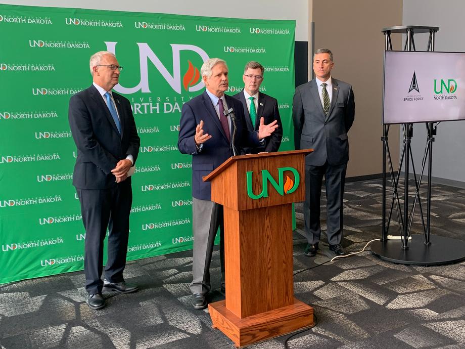 August 2021 – Senator Hoeven helps mark the University of North Dakota’s selection as the first participant in the U.S. Space Force’s University Partnership Program.