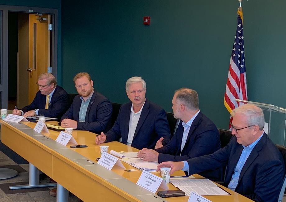 August 2021 – Senator Hoeven and Deputy Secretary of the Interior Tommy Beaudreau, along with Senator Kevin Cramer, meet with energy producers to discuss challenges faced by the state’s energy industry and opportunities to ensure the U.S. remains energy independent.