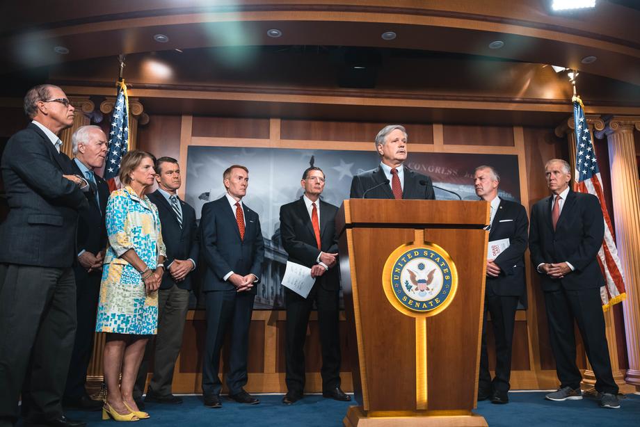 July 2021 – Senator Hoeven joins colleagues in urging the Administration to secure the border by keeping Title 42 in place. 