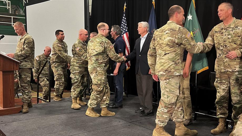 September 2022 – Senator Hoeven welcomes 1-188th ADA Battalion back to North Dakota following third deployment to Washington, D.C.